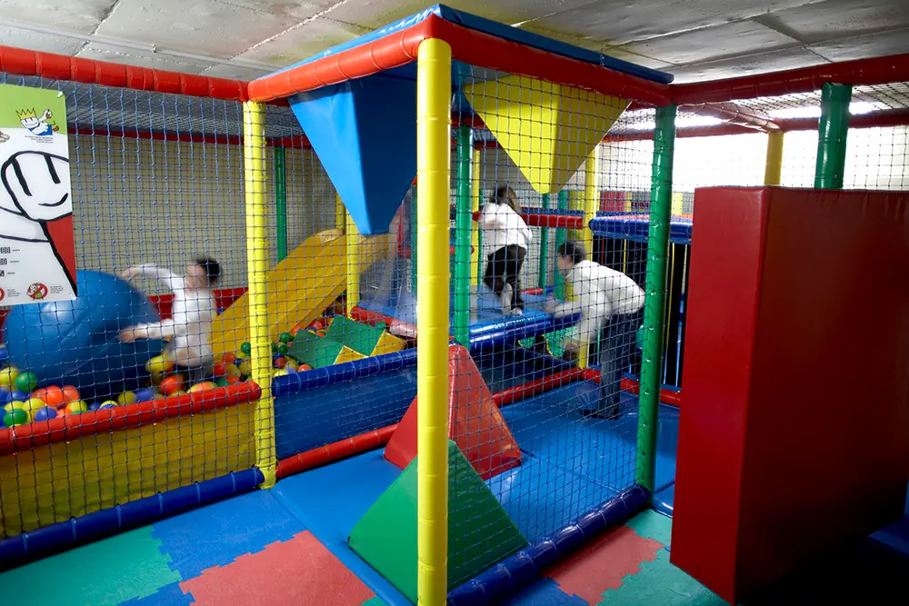 Restaurante_Sant_Sadurni_parc_infantil Restaurante Sant Sadurní parc infantil